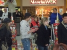 Chanuka at Devonshire Mall 2010_12